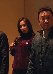 韩国动作片《坏家伙们》：警察罪犯合作以暴制暴，全程暴力无尿点