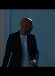 黑寡妇夜闯黑社会刺杀黑老大