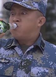 十大爆笑军营：爱护枪就像爱护自己的妻子，新兵：我想离婚