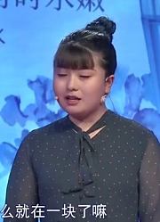 22岁小伙没有主见，跟女友聊天都问哥们，女友：把手机都给人家了