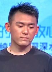小伙与学妹暧昧不清，怎料学妹请到现场后，说出心声