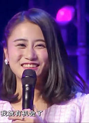 靓丽妈妈演出发生意外，竟因老公太嘚瑟，故事惊呆全场