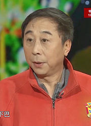 冯巩被吐槽没下巴，冯巩：没下巴？合着我嘴直接跟脖子接轨！