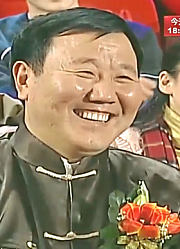 大兵豁出去了，现场人爹妈把观众逗得哈哈笑，人逢喜事精神爽啊