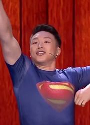 爆笑相声《瘦身达人》：烧饼台上秀身材，遭曹鹤阳吐槽，太逗了