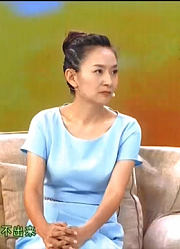 王芳看卢奇出演的《百色起义》，直呼陆老师演技太棒，不愧拿过奖