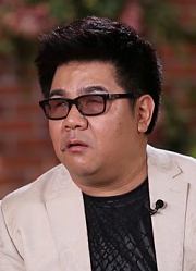 “心语者”杨光讲述个人成长经历，现场深情演唱，太好听了