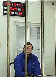 女子被绑架，见到交警赶紧求救，凶手竟对她了如指掌反驳是夫妻