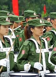 这个地方不属于中国，却满街汉字，满口中国话