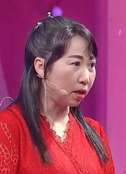 中年男子十分邋遢，女友却有洁癖，二人为此冲突不断丨爱保