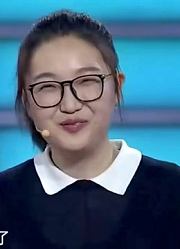 26岁姑娘求职客服，薪资要求与上一份工作一样，被认为没有上进心