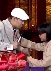 小沈阳、沈春阳夫妻同台演小品，笑点不断，从头笑到尾