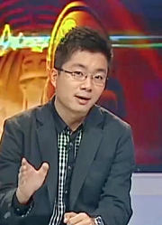 怕妻子在家孤独，丈夫每天和她打电话，妻子竟还是背叛