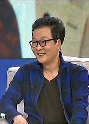 钱波在外地工作，怎么工作不受待见只能洗碗洗碟子，王芳心疼了！