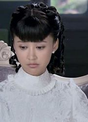 两人年龄差这么多，万万没想到还对上眼了，其他人傻眼了