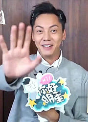 听到问题，陈伟霆竟吓成了表情包，求生欲满满表示自己说错话