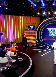 了不起的你：沈洋屹现场表演抛球表演，9个球超越了世界纪录