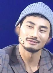 美女告白惊喜不断，竟亲手制作牛奶纸盒，谁料小伙的决定太意外