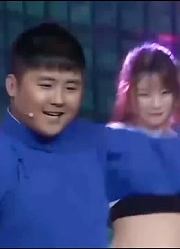 刘铨淼相声《歌王争霸》：开场就是段子，观众乐得一塌糊涂