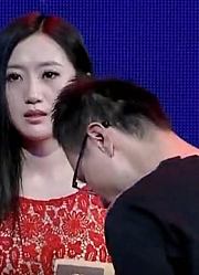 小伙上场表白女神，为她颁发最佳女友奖，女神说的话却没心没肺