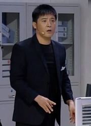 小品《挪》，孙涛打电话被忽悠得一愣一愣的，观众眼泪都笑出来了