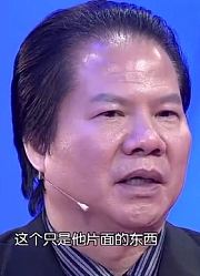 综艺：儿子男扮女装，当问到是否能接受，父亲一番话全场鼓掌！