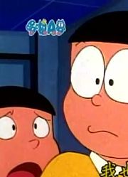 家里那小孩最近迷上了《哆啦A梦经典版》提前延后上，还拉着爸妈一起看