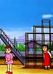 我们家小孩最近迷上了《哆啦A梦》互助药丸，还拉着爸妈一起看