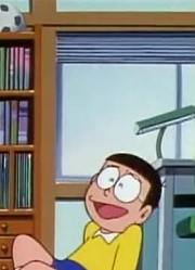 我和奶奶说，学校里的好朋友都爱看《哆啦A梦》大雄是孩子王上