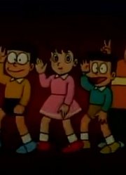 家里的小孩最近迷上了《哆啦A梦经典版》叮当灯上，还拉着爸妈一起看
