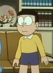 我们家小孩最近迷上了《哆啦A梦》加油，小浦上，还拉着爸妈一起看
