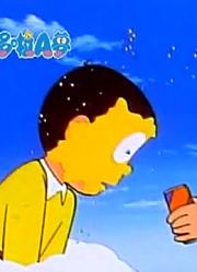 家里的小孩最近迷上了《哆啦A梦》半身出门云下，真的那么有意思吗