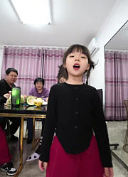 若伊刘大美闺女的2025年合集2