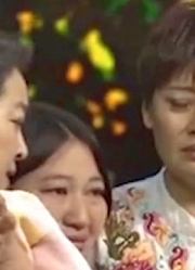 美女3次怀孕，生下畸形儿子，一句“我不后悔”全场泪目