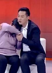 儿子被拐卖，丈夫车祸成植物人，美女当“屠夫”3年还14万