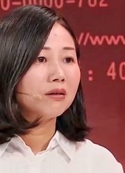 美女被拐卖养父母虐待，不料年收入1000万，养父母眼红了
