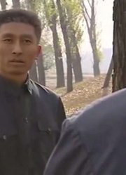 解放后文绣已经死了，溥仪心里觉得对不起她，去她墓前看望
