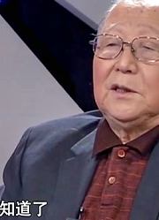 1946年，钱嗣杰加入战地记者行列，随后竟成为毛主席的专职摄影师