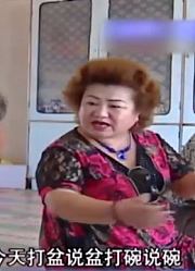 女子说话太难听，调解员耐心劝解，老两口的一番话令人拍手叫好！