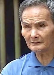 村里出现一种怪病，男女老少接二连三的昏倒，耕牛家猪莫名死去！