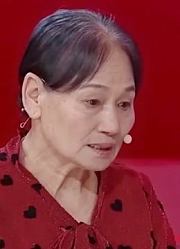 美女为了养3个孩子，3次外出打工，3遇贵人太幸运