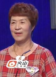 66岁大爷相亲太可爱，和美女现场玩乒乓球，不亦乐乎
