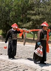 保定清西陵泰陵神道，雍正帝巡逻士兵，大妈演技太棒了