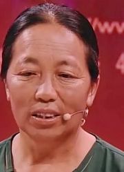 儿子28岁得知身世之谜，一番话太贴心，养父母流泪大哭