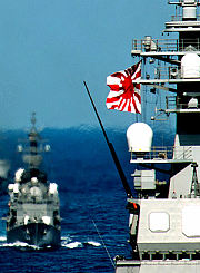 日本军事化驶入快车道？