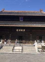 明万历年间遗存的这座大殿，整体全部为金丝楠木建筑，太震撼了