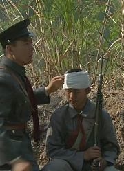 开国元勋：战役结束，朱德和死神擦肩而过不自知，还替伤员包扎！