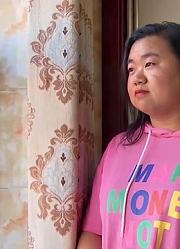 女子霸占侄女土地，记者上门调解，女子的态度令人大吃一惊！