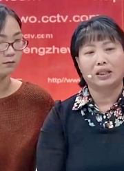 父亲去世母亲改嫁，女儿被继父虐待，浑身“流脓结痂”太惨