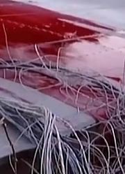 空难日第2季（五）：残破飞机飞不到六里远的机场